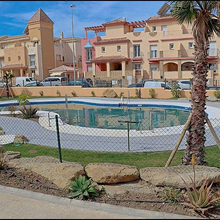타리파 Apartamento Lances, Con Piscina Comunitaria 아파트 외부 사진