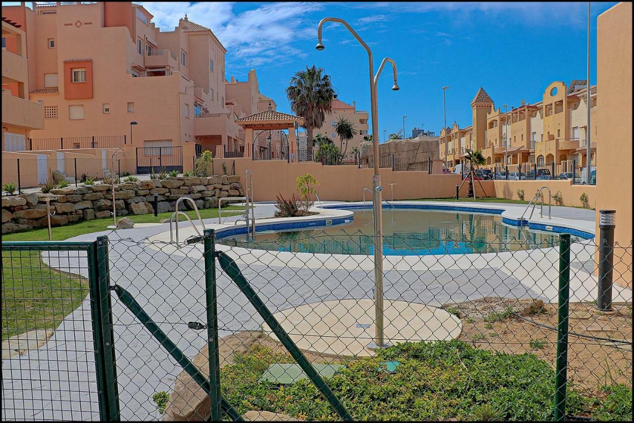타리파 Apartamento Lances, Con Piscina Comunitaria 아파트 외부 사진