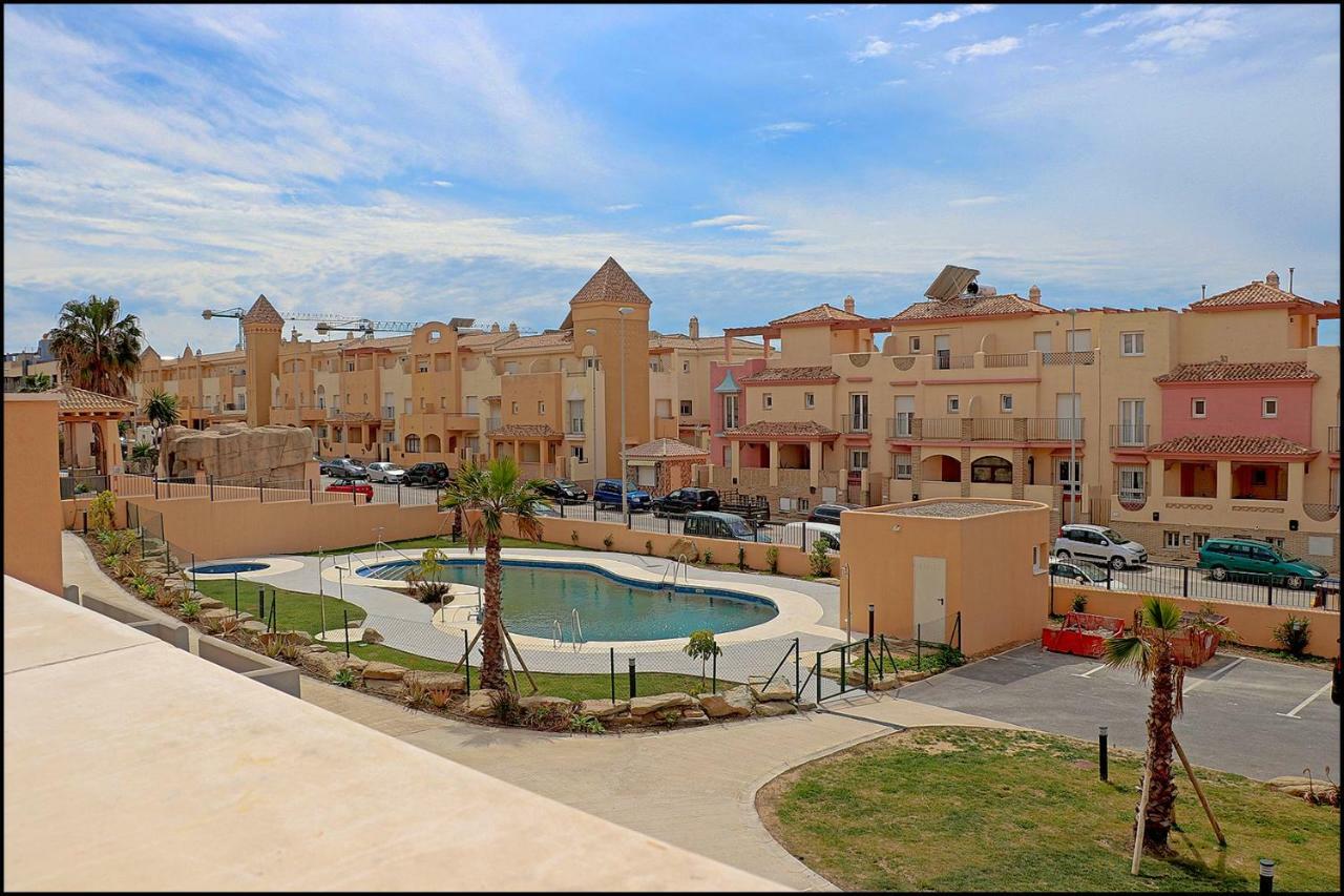 타리파 Apartamento Lances, Con Piscina Comunitaria 아파트 외부 사진