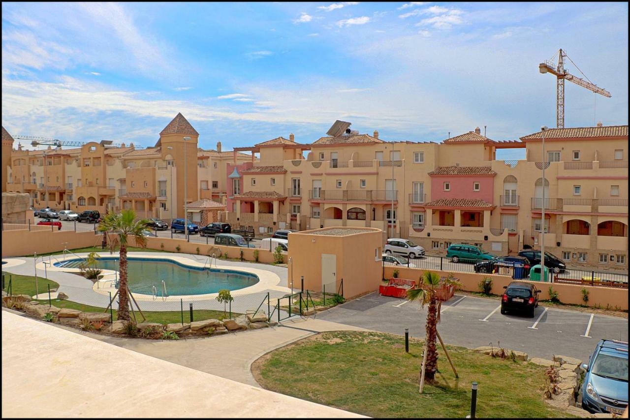 타리파 Apartamento Lances, Con Piscina Comunitaria 아파트 외부 사진